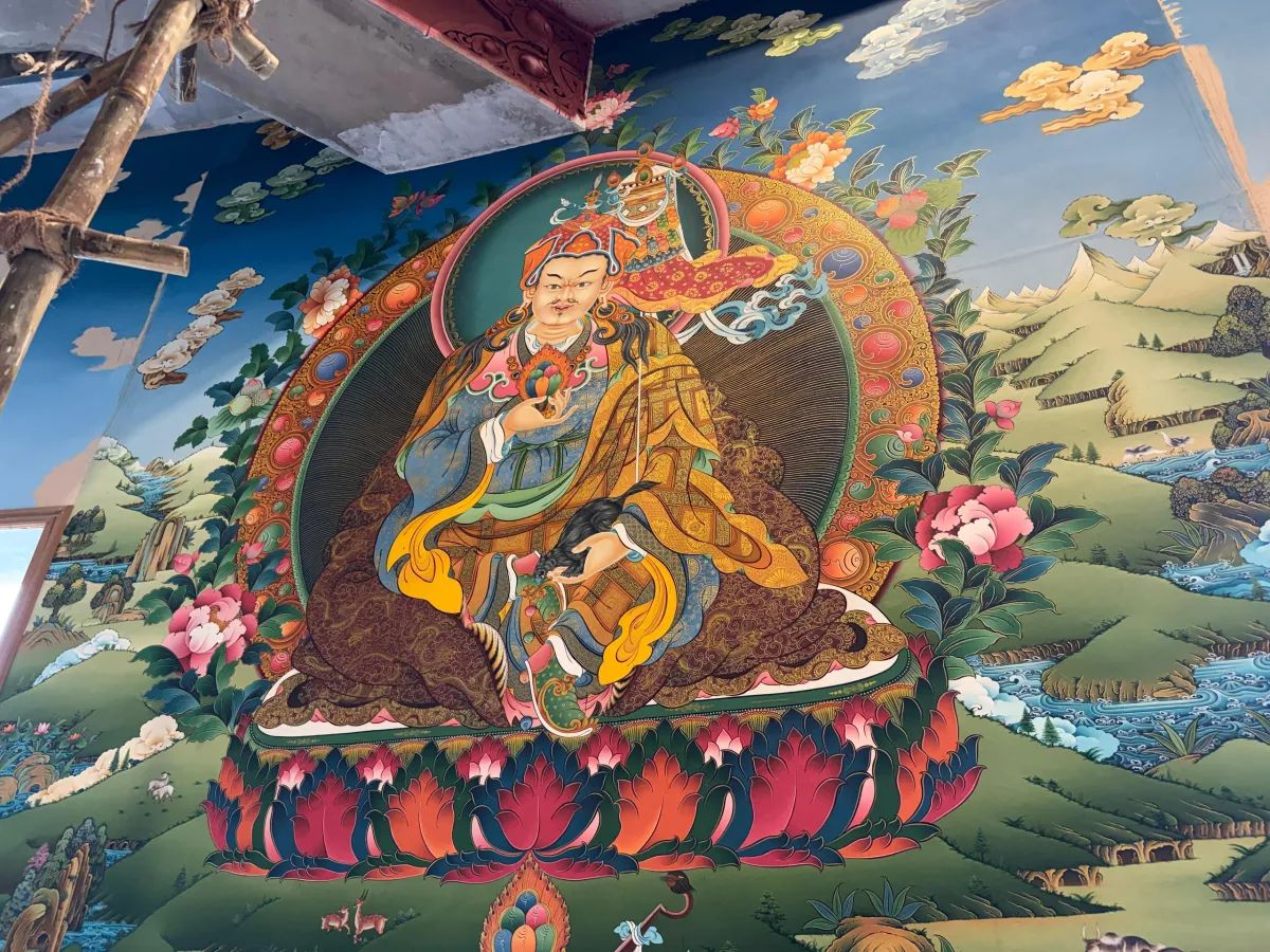Tranh thờ thiêng liêng trong ngôi đền Zangdok Palri.